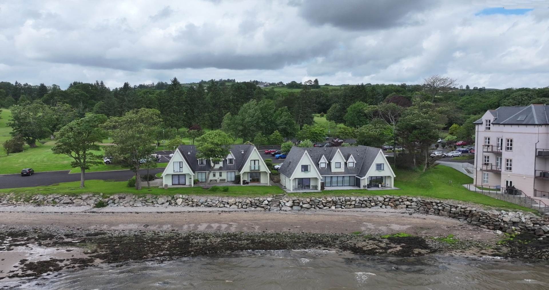 CLOSING DATE – APARTMENT 7, REDCASTLE, DONEGAL